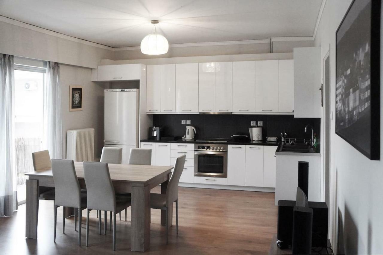 Comfy Apartment With Acropolis View เอเธนส์ ภายนอก รูปภาพ