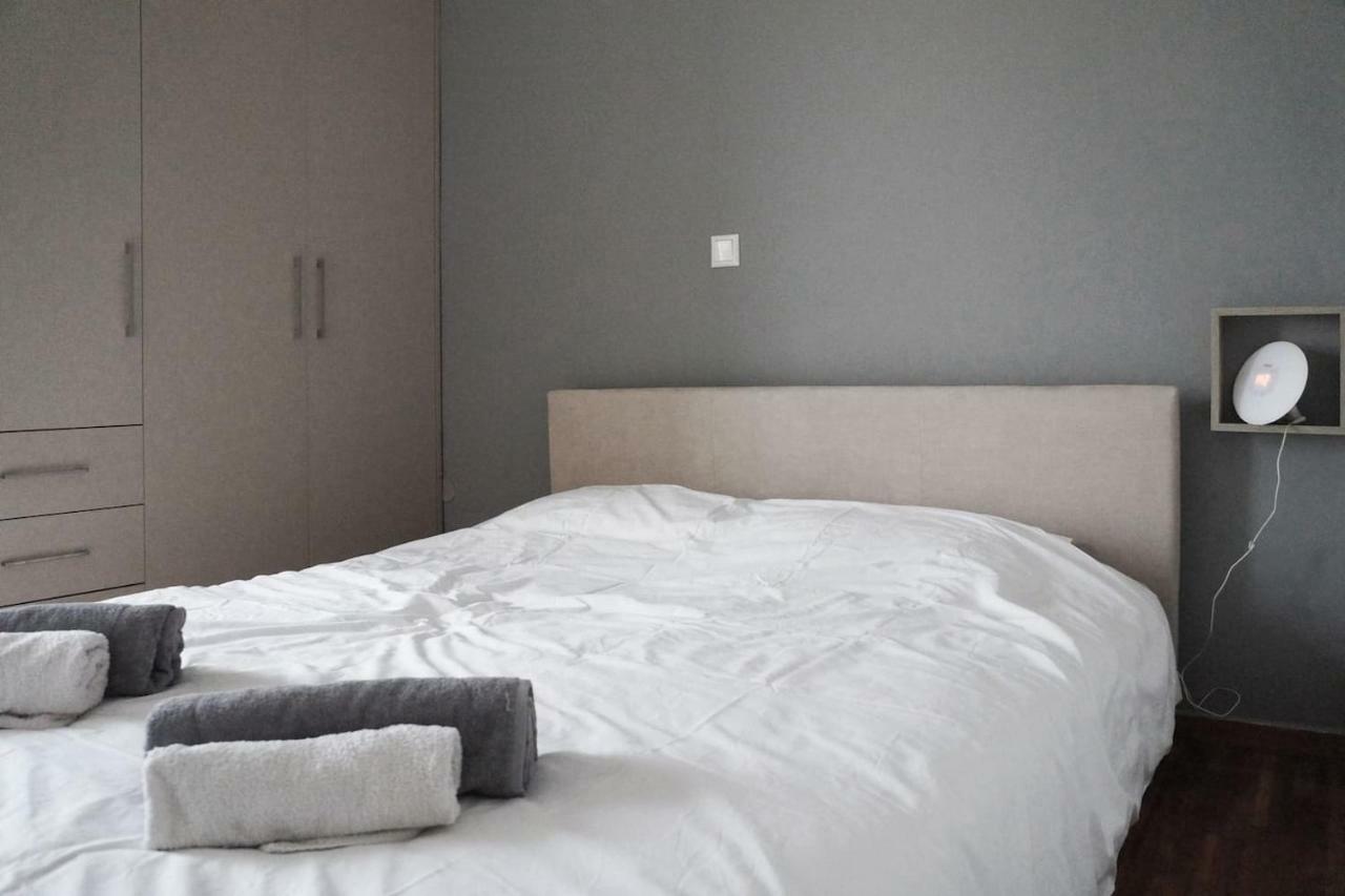 Comfy Apartment With Acropolis View เอเธนส์ ภายนอก รูปภาพ