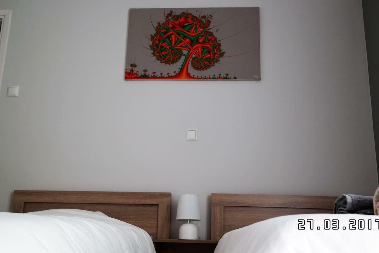 Comfy Apartment With Acropolis View เอเธนส์ ภายนอก รูปภาพ